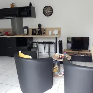 T2 Avec Piscine Pins-Justaret